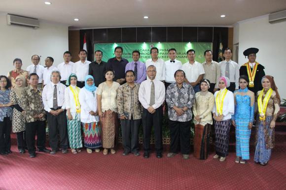 PSIK S2 Meluluskan 20 Master Pada Wisuda Periode I TA 2014/2015